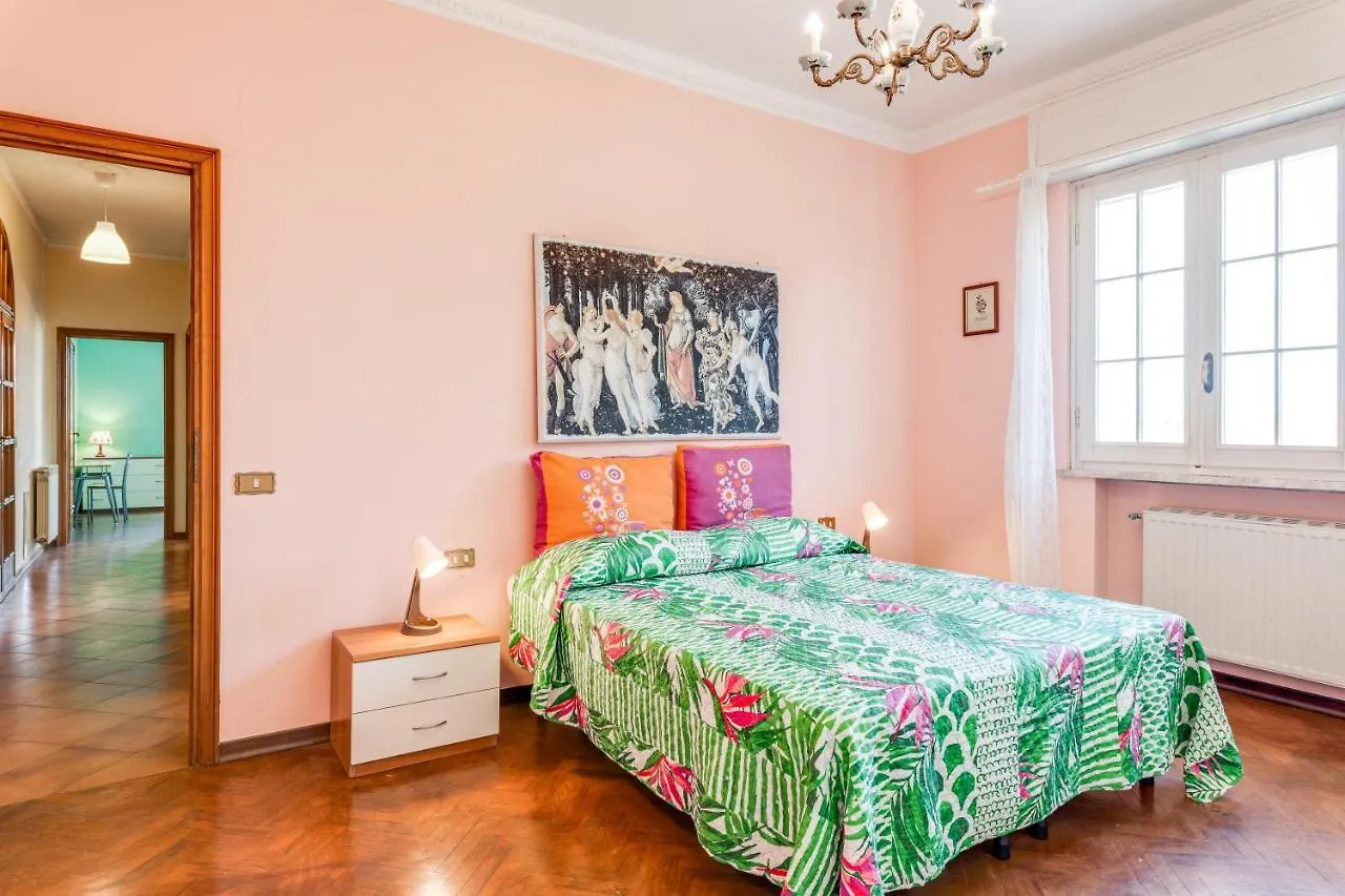 Terrazza Francesconi - Affitti Brevi Italia Apartment Lucca 0*,  Italy